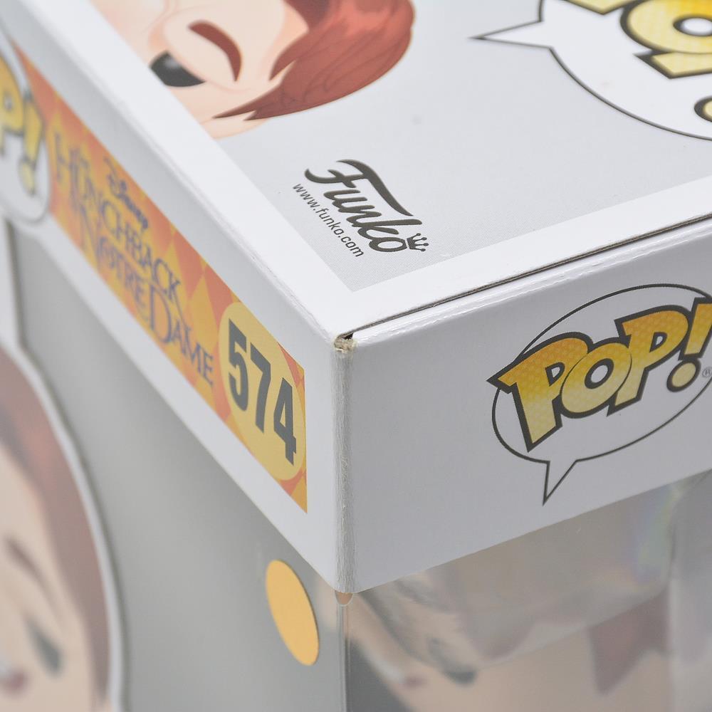 Funko Pop Disney - The Hunchback Of Notre Dame Quasimodo Holding Gargoyle 574 (Summer Convention 2019) #2