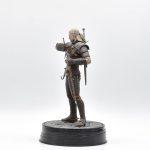The Witcher Wild Hunt: Geralt Of Rivia – Dark Horse (Exposição) The Witcher Wild Hunt: Geralt Of Rivia - Dark Horse (Exposição)