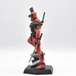 Estatua Resina Artesanal – Deadpool Com Arma Estatua Resina Artesanal - Deadpool Com Arma