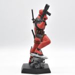 Estatua Resina Artesanal – Deadpool Com Arma Estatua Resina Artesanal - Deadpool Com Arma