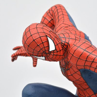 Estatua Resina Artesanal - Homem Aranha E Homem Areia
