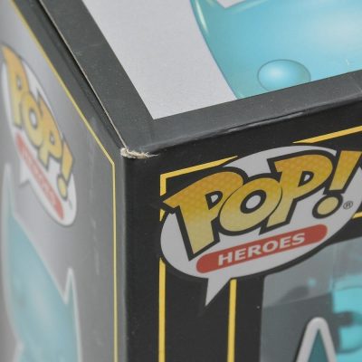 Funko Pop Heroes - Batman 80 Years Batman 144 (Teal Chrome) (Exclusive 2019 Summer Convention) #1