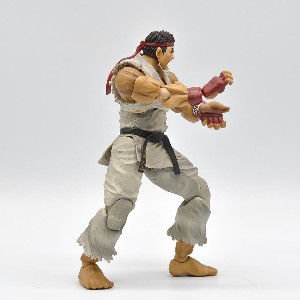 Super Street Fighter IV: Ryu Play Arts Kai Action Figure