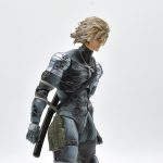 Metal Gear Solid 2 Raiden – Play Arts Kai Square Enix (Exposição) #1 Metal Gear Solid 2 Raiden - Play Arts Kai Square Enix (Exposição) #1