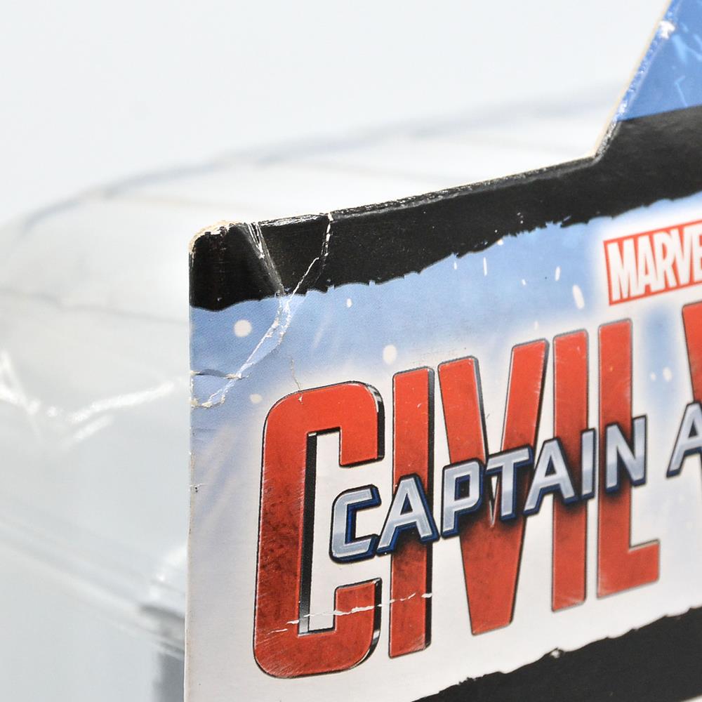 Captain America Civil War Winter Soldier - Diamond Select Toys #1
