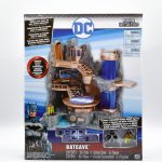 Dc Comics Batcaverna – Cenário Nano Metalfigs Jada Toys Dc Comics Batcaverna - Cenário Nano Metalfigs Jada Toys