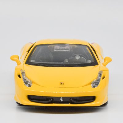 Miniatura Carro Ferrari 458 Itália (2009) (Amarela) - Maisto