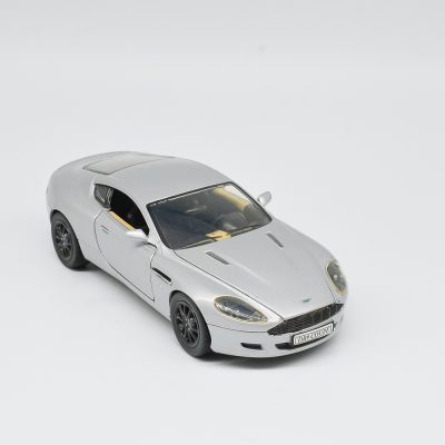 Miniatura Carro Astron Martin Db9 2004 Prata - Maisto 1:24
