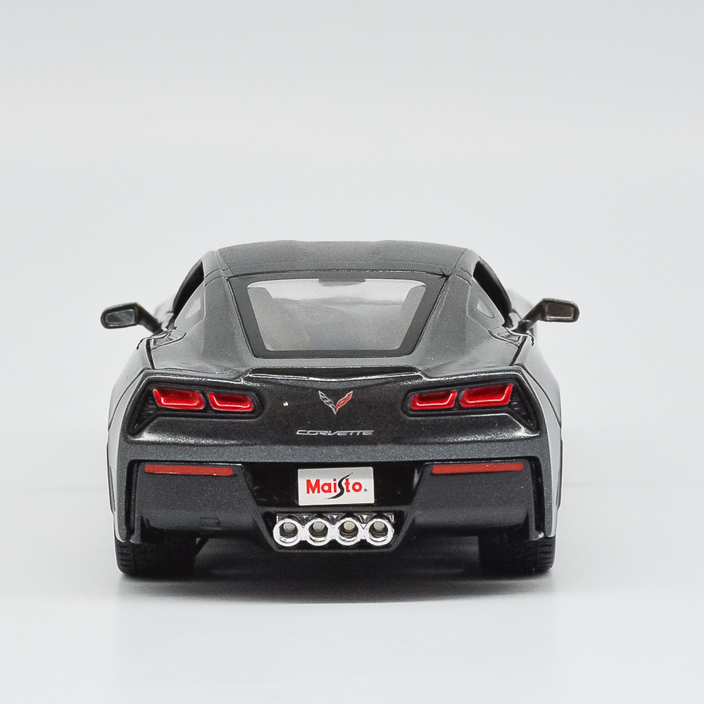 Miniatura Carro Corvette Stingray 2013 Chumbo - Maisto 1:24
