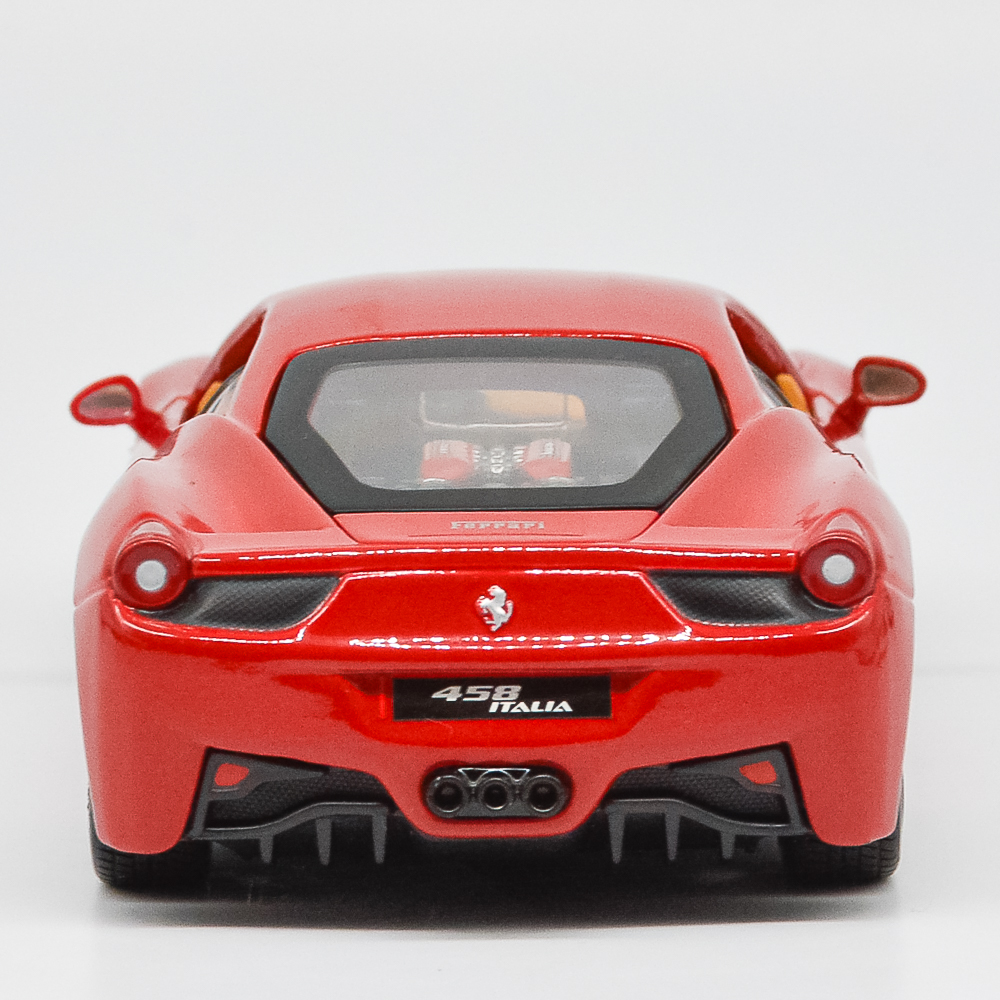 Miniatura Carro Ferrari 458 Itália (2009) (Vermelha) – Maisto (1:24) (Seminovo)