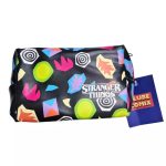 Bolsa Necessaire Stranger Things Pattern Eleven – Clube Comix Bolsa Necessaire Stranger Things Pattern Eleven - Clube Comix