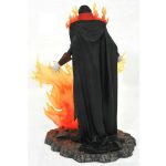 Dracula (Castlevania Netflix) – Gallery Diorama – Diamond Select Toys Dracula (Castlevania Netflix) - Gallery Diorama - Diamond Select Toys