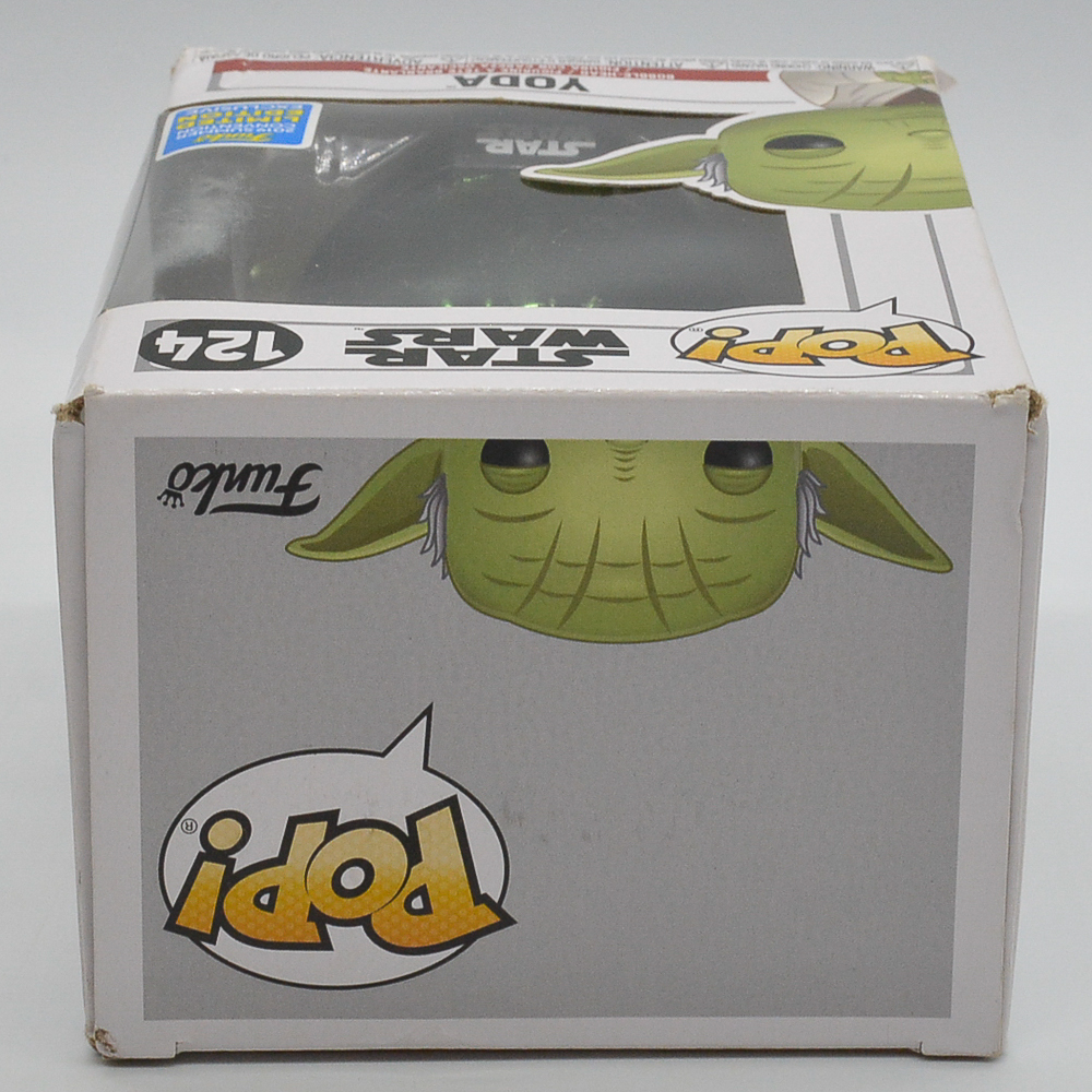 Funko Pop Yoda 124 (Green Chrome) (Star Wars) (Exclusive Summer Convention 2019)