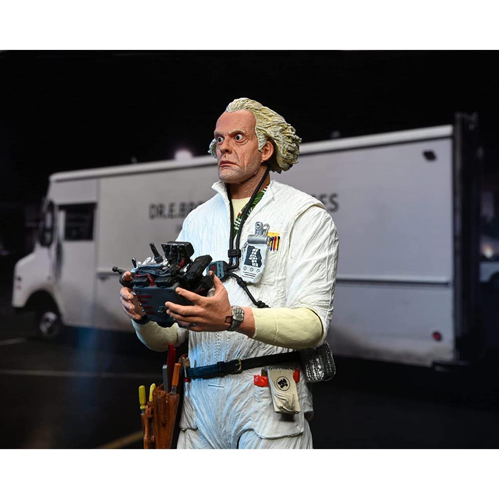 Action Figure Ultimate Dr. Brown (Hazmat Suit) Neca 7" (Back To The Future)