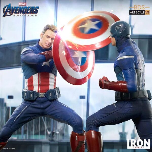 Diorama Captain America (2012) Vs. Capitão America (2023) - Batalha De Nova Iorque Os Vingadores