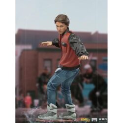 Marty Mcfly On Hoverboard (Back To The Future) Art Scale 1/10 Iron Studios
