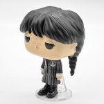 Funko Pop Wandinha 1309 (Wednesday Addams) Funko Pop Wandinha 1309 (Wednesday Addams)