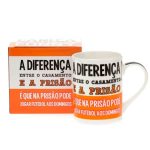 Caneca Entre A Prisao E O Casamento 460Ml