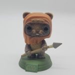 Funko Pop Star Wars - Wicket W. Warrick (Endor) 290 (Sem Caixa)