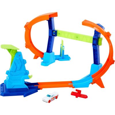 Pista Hot Wheels Campeão De Salto Corkscrew