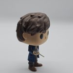 Funko Pop - Fantastic Beasts The Crimes Of Grindelwald Newt Scamander 02 (Sem Caixa)