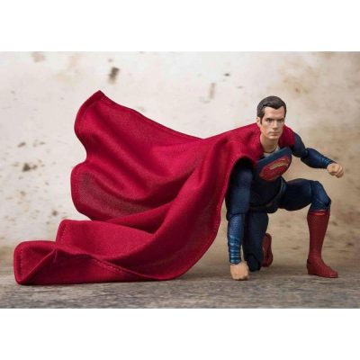 Action Figure Superman - Justice League - S.H.Figuarts Bandai