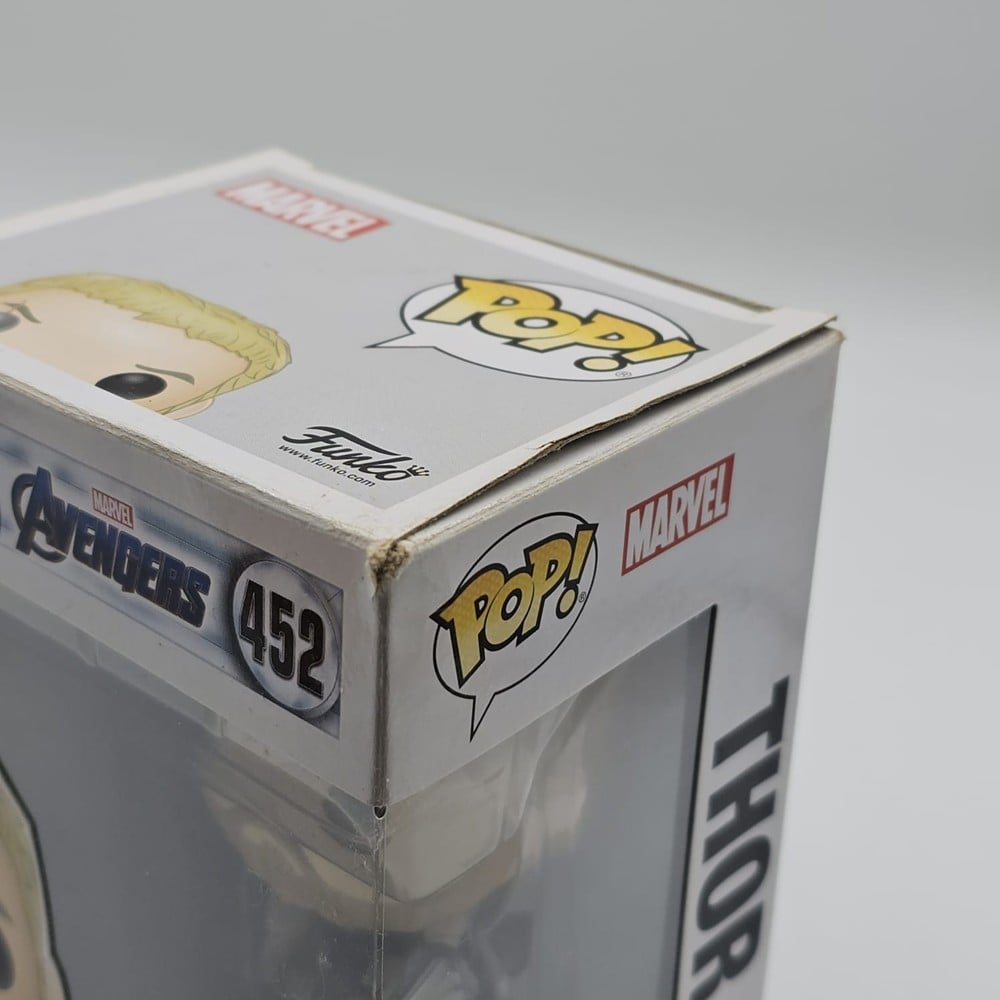 Funko Pop Thor 452 (Marvel Vingadores)