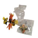 Kit Oficial Miniatura Tapu Koko Com Suporte + Broche Pin (Novo)