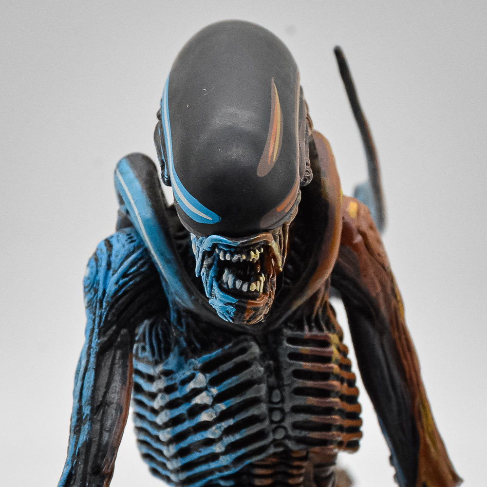 Alien 3 - Neca (Suporte Base Quebrada) (Usado)