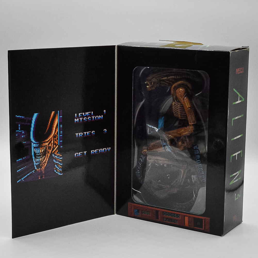 Alien 3 - Neca (Suporte Base Quebrada) (Usado)