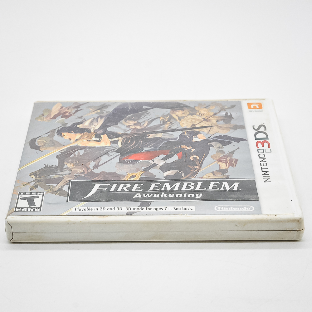 Fire Emblem: Awakening - Nintendo 3Ds (Label Descolando) (Fotos Reais) (Usado)