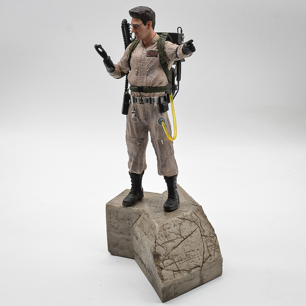 Egon Spengler Ghostbusters Art Scale 1/10 - Iron Studios (Usado) (Com Detalhe)