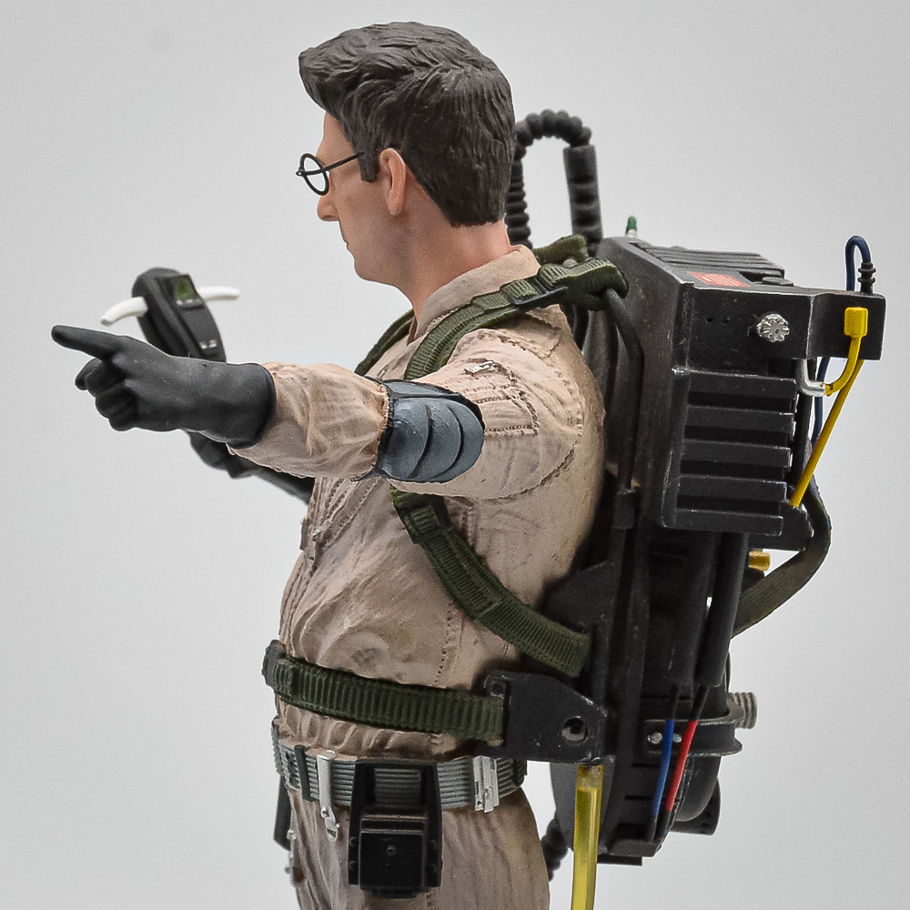 Egon Spengler Ghostbusters Art Scale 1/10 - Iron Studios (Usado) (Com Detalhe)