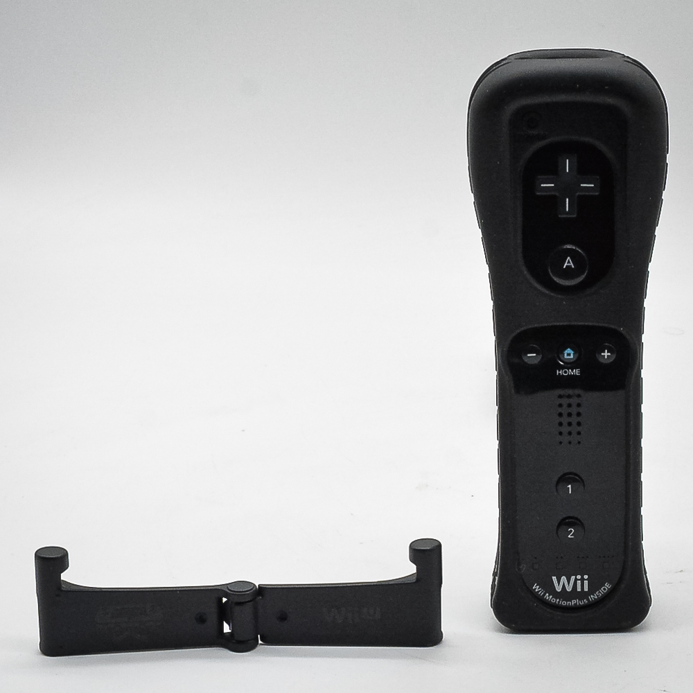 Wii Party U Bundle - Nintendo Wi U (Inclui Wii Remote) (Seminovo)
