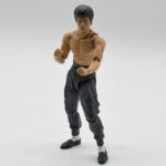 Bruce Lee - S.H. Figuarts Bandai (2016) (Caixa Amassada) (Usado)