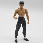 Bruce Lee - S.H. Figuarts Bandai (2016) (Caixa Amassada) (Usado)
